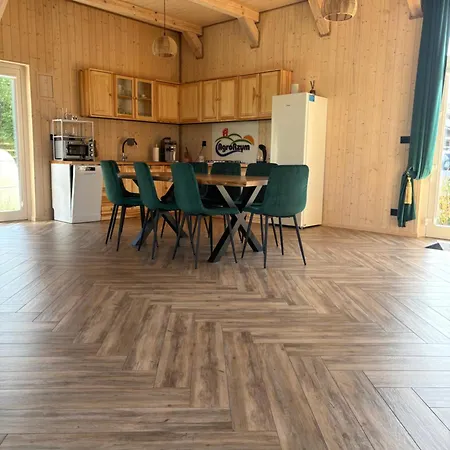 Dom Drewniany W Rzymie Villa Chmielno